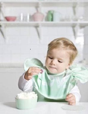 Stylowy śliniak to must have w garderobie każdego malucha 1 image0033