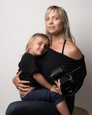 matka karmi dziecko 1