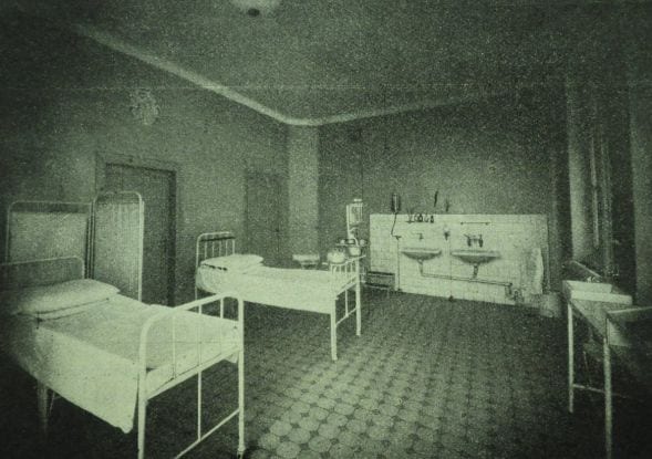 Jak wyglądały sale porodowe 100 lat temu 5 szpital_polozniczy_1912_4