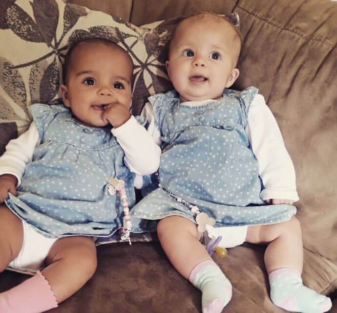 nietypowe bliznieta 2017