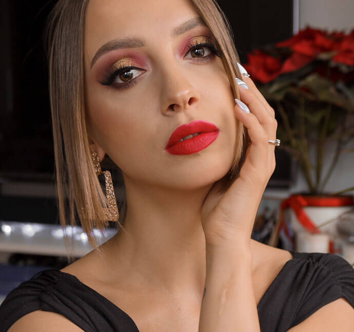 Noworoczny make-up z Eveline Cosmetics 12 modelka sylwester 2020