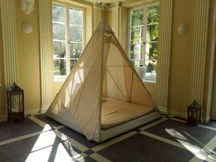 Pałac Alexandrinum namiot tipi