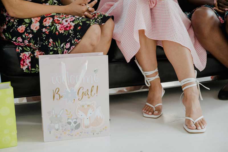 prezenty na baby shower 