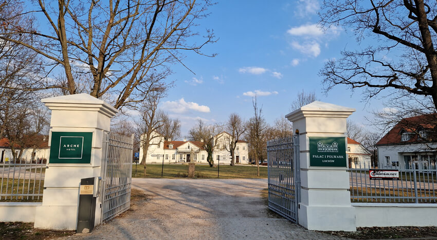 Reportaż z pobytu w Pałacu i Folwarku Łochów – idealne miejsce na rodzinny wyjazd blisko Warszawy 31 Pałac i Folwark Łochów